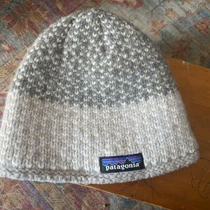 Patagonia Womens gray Wool Knit Hat UNISEX